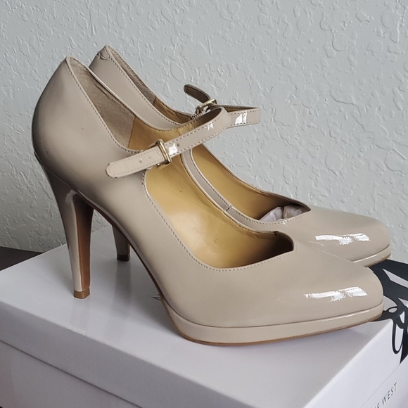Nine West Shoes - Nine West Women's shoes beige size 8.5 new